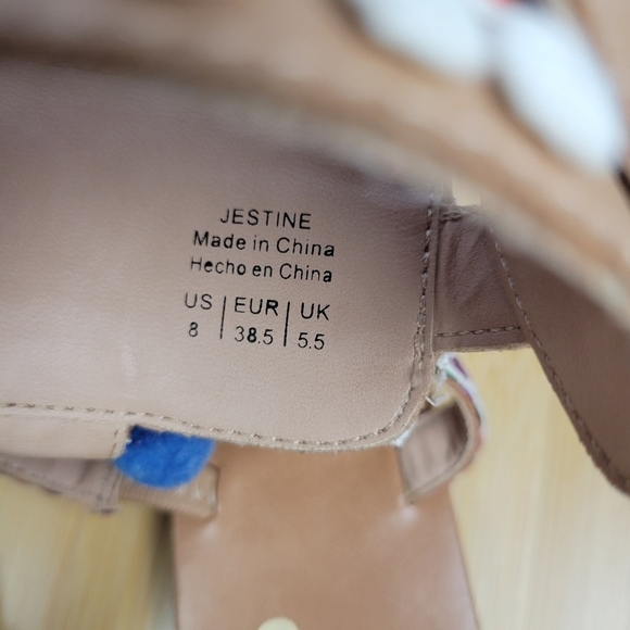 Mix No 6 Pompom Boho Fun Colorful beach comfy lightweight sandal Size 8‎ Women - Picture 8 of 14